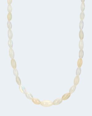 Collier mit Kristallopal