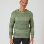 Pullover mit Streifen