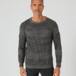 Pullover mit Streifen