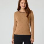 Pullover mit Verzierung