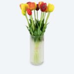 Real-Touch-Tulpen in Glasvase