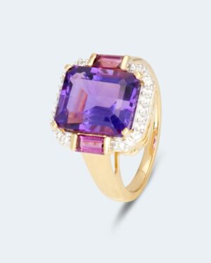 Ring mit Amethyst