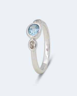 Ring mit Santa Maria Aquamarin und Zirkon