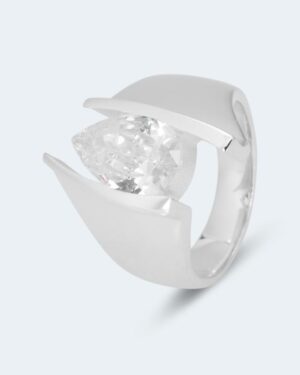 Ring mit Zirkonia