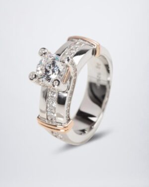 Ring mit Zirkonia