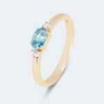 Ring mit blauem Zirkon