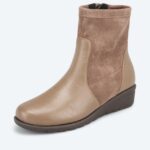 Stiefelette im Materialmix